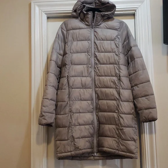 Athleta Aire Puffer Parka Size Small ⛅ - Picture 4 of 9